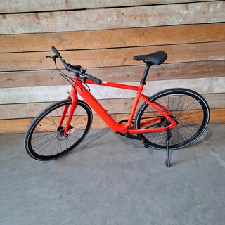 Elektrische herenfiets, Momentum, Voyage