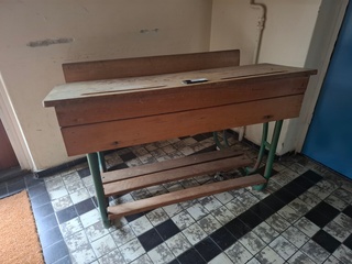 Vintage schoolbank