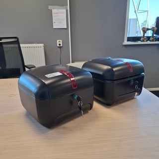 2x Scooter topkoffer Nipponia