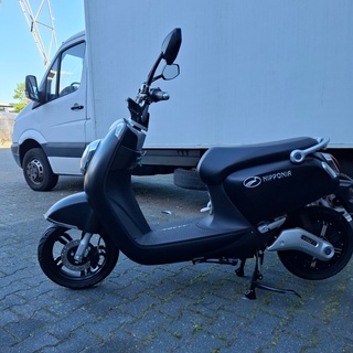 Elektrische scooter, Nipponia, Volty
