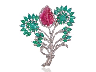 Bloem broche met natuurlijke diamanten en edelstenen