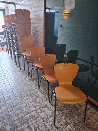 Ca 53x stapelstoel
