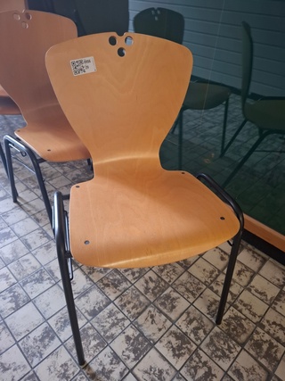 Ca 53x stapelstoel