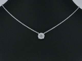 Witgouden ketting en hanger bezet met briljant geslepen diamant, incl.