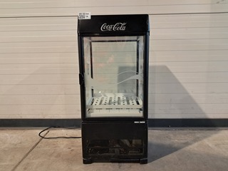Gekoelde display & 5-deurs lockerkast, O.a. Coca-Cola & Drentea