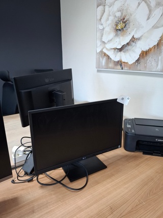 3x Beeldscherm en 1x printer, O.a. Samsung, LG