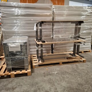 4x bureau en 4x ladeblok, O.a. Gispen