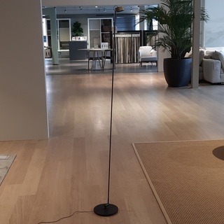 Vloerlamp Radius, Basica, zwart