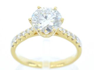 Gouden ring met een briljant geslepen natuurlijke diamant van 3.00 car