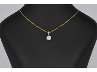 Gouden entourage hanger met briljant geslepen diamanten, excl. ketting