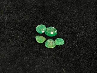Smaragd – Mooie rond geslepen natuurlijke smaragden van 1.04 carat