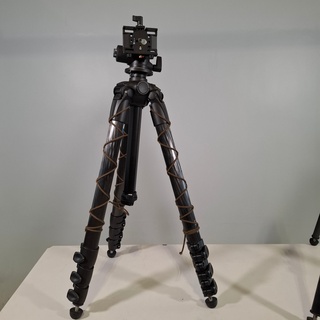 2x Camerastatief, Manfrotto, MT057C4