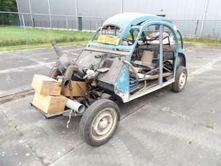 Oldtimer restauratieobject, Citroën, 2CV6, blauw, 1981