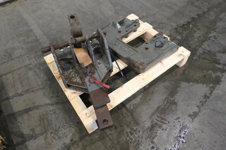 Ondertrekhaak kipperknobbel, frontgewicht Fendt Holder