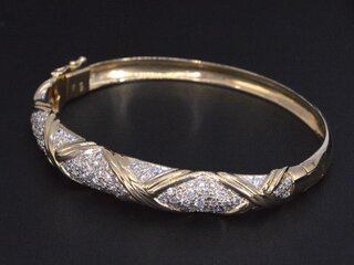 Gouden armband met briljant geslepen diamanten