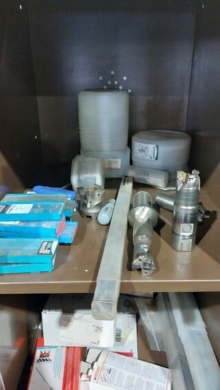 Lockerkast met inhoud