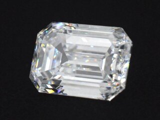 1 Diamant – 5.01 karaat diamant (gecertificeerd)