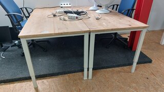 2x Bureau met 2x bureaustoel