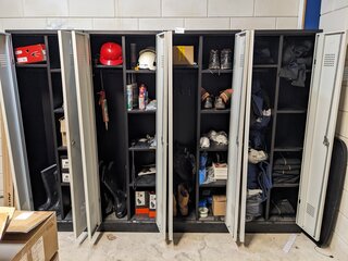 Inhoud 4x lockerkast