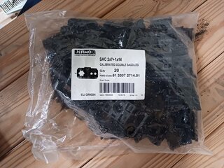 Ca. 2960x Fimo clambs SAC 2×7+1×14