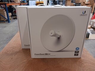 2x Powerbeam, 420mm Ubiquiti, PBE-5AC-gen2, bouwjaar 2018