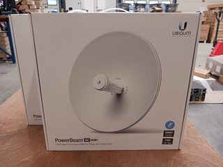 2x Powerbeam, 420mm Ubiquiti, PBE-5AC-gen2, bouwjaar 2018