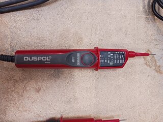2x Spanningstester Benning, Duspol