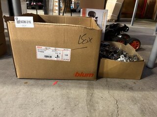150x Meubelbeslag scharnier Blum