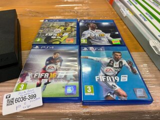 Playstation 4 met 1 controller en 4x spel