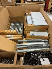 Pallet ladegeleiders en keukenkast toebehoren Blum, Hettich