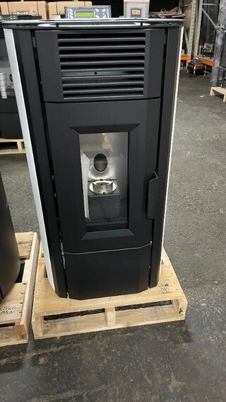 Pellethaard vrijstaand 10kW , ESWO135, wit