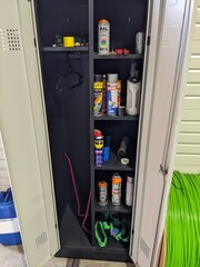 Lockerkast met inhoud