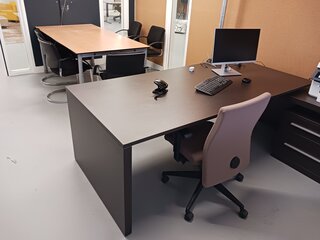 Inhoud kantoor ruimte