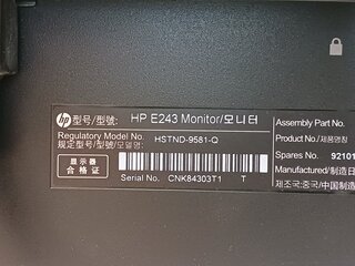 3x Monitor HP E243, met dockingstation USB-C Multi-Stream Technology