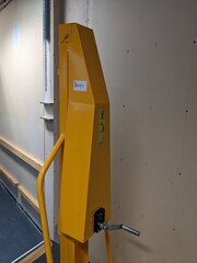 Materiaallift, handbediend M200