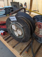 2x Kabelhaspel 230V