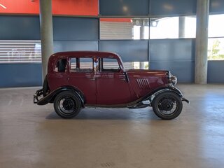 Oldtimer Ford, model Y, bouwjaar 1932-1937