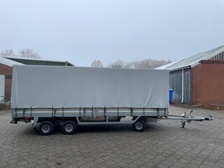 Schamelaanhangwagen<br /> met huif FRIPAAN, ZSWT35