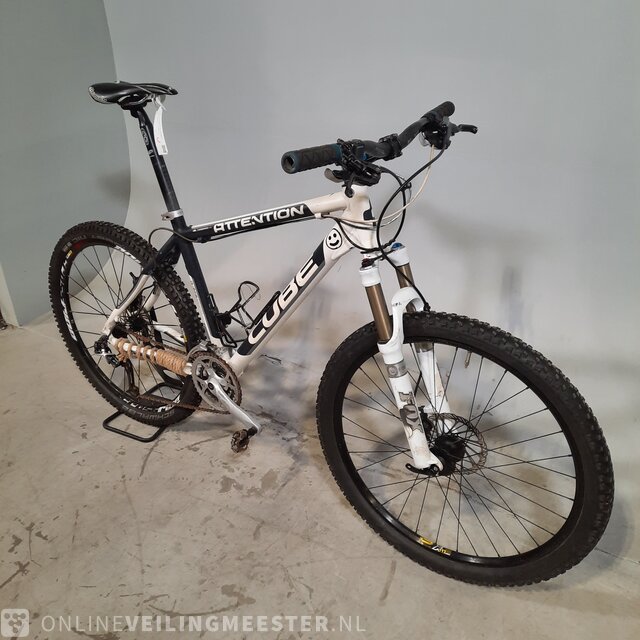 Mountainbike Cube Attention Competition Line