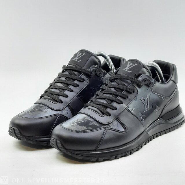 Louis Vuitton Archlight Sneaker – FashiqueMode