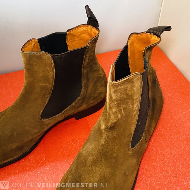 Men s shoes Fratelli Borgioli RED NAILED SOLES