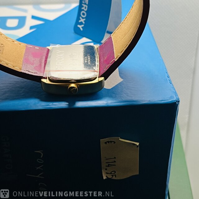 Women's Watch with bracelet - Roxy with Zalando leather bracelet »  Onlineauctionmaster.com