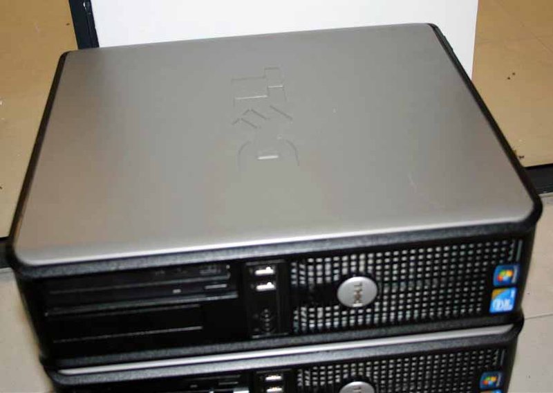 Computer Dell Optiplex, Intel Core Duo windows 7 sticker, model DCNF1 »  