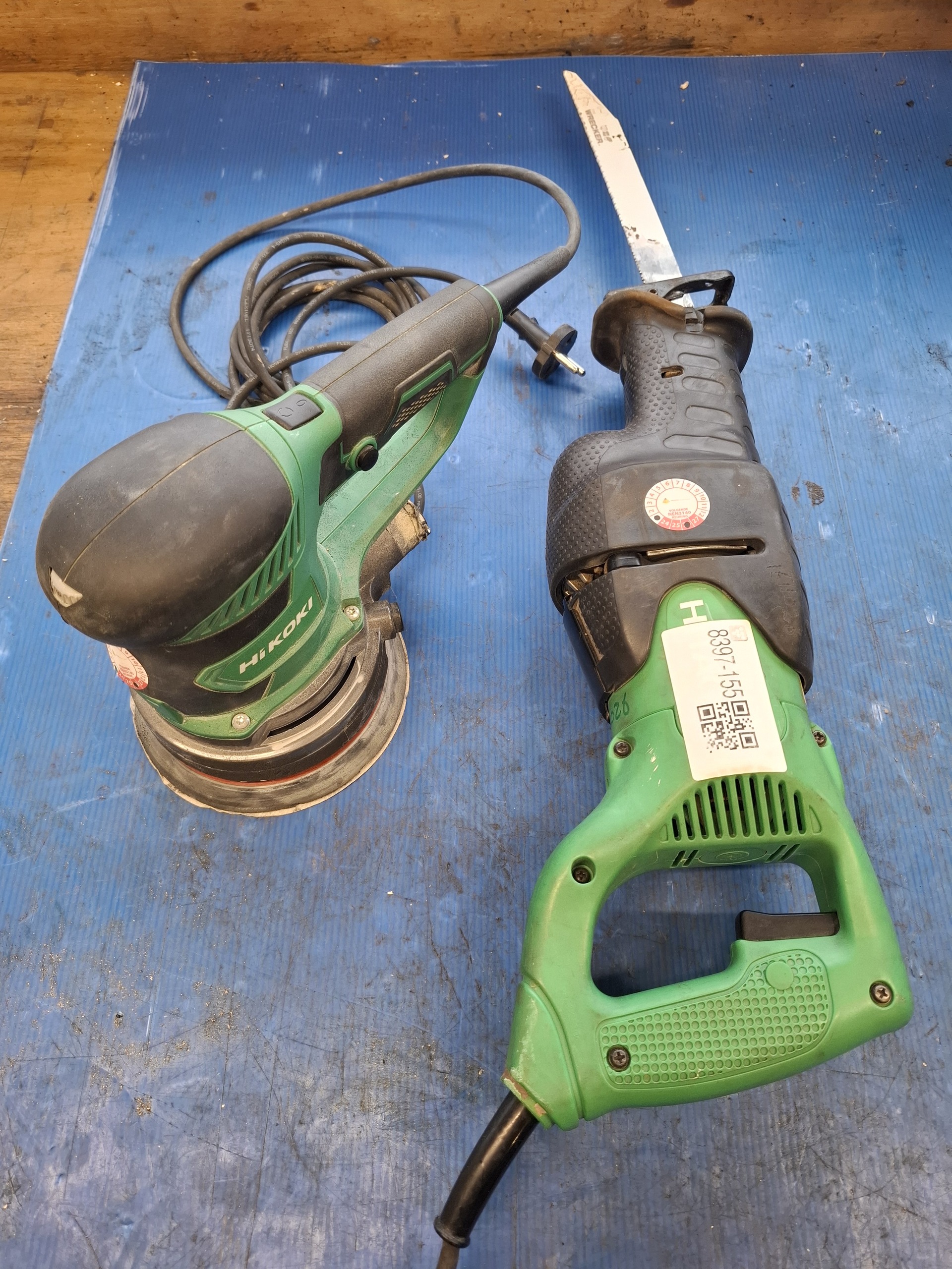 Reciprozaag en Excentrische schuurmachine Hitachi/Hikoki, CR13V en SV1