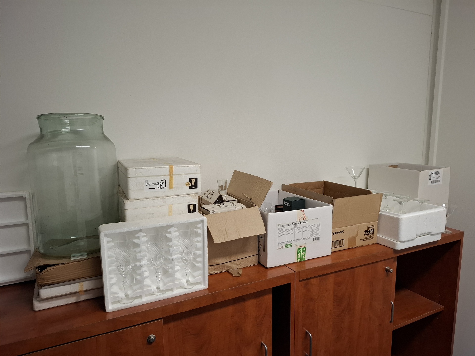 Diverse glas- en kristalglas