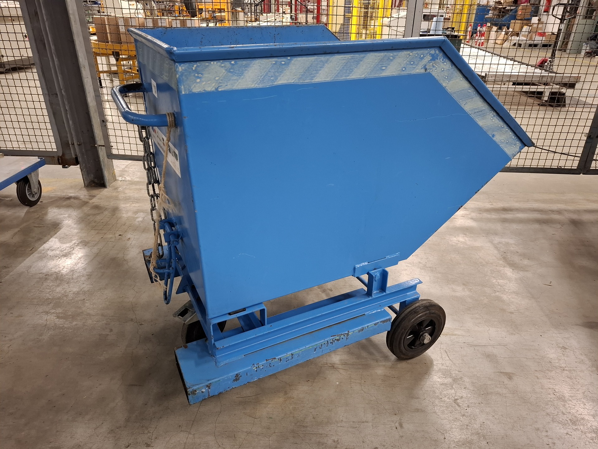 Mobiele kantelbak KW400, bouwjaar 2008