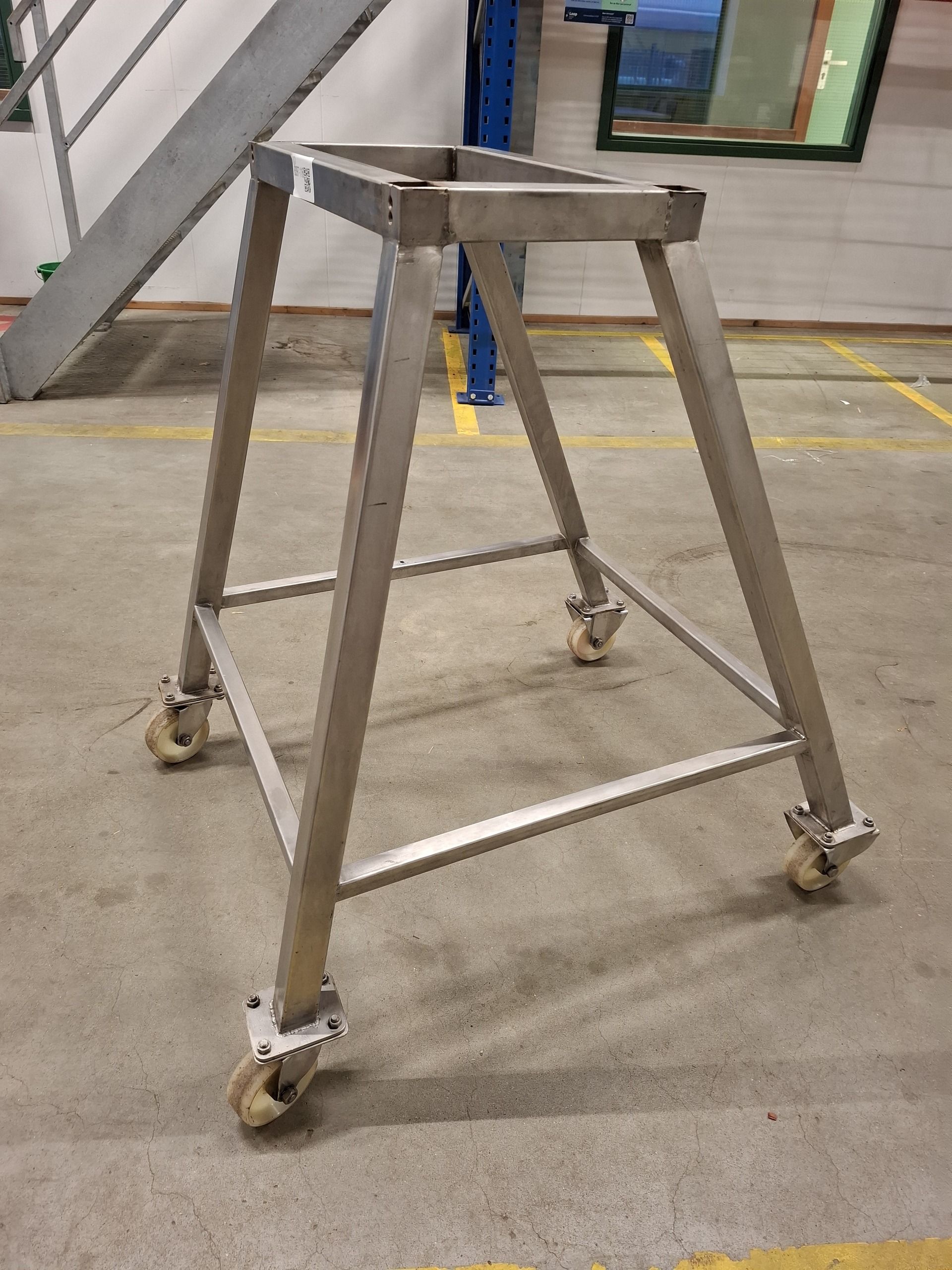 RVS verrijdbaar onderstel