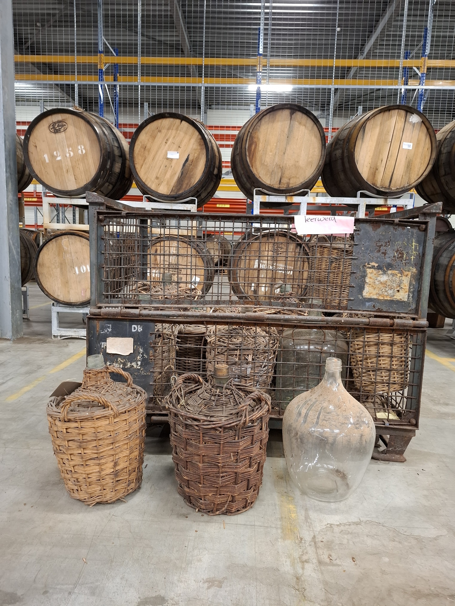 Ca. 12x Gevlochten fles