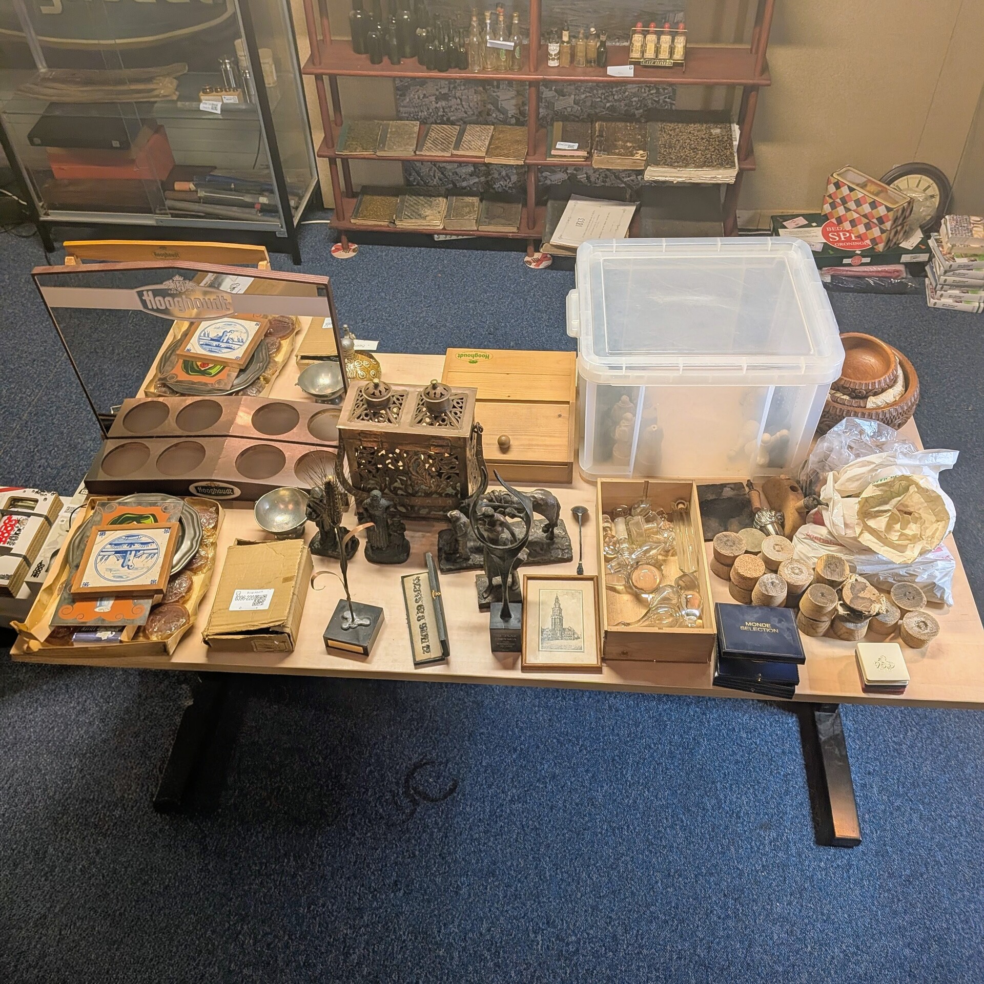 Assortiment Hooghoudt memorabilia en diversen