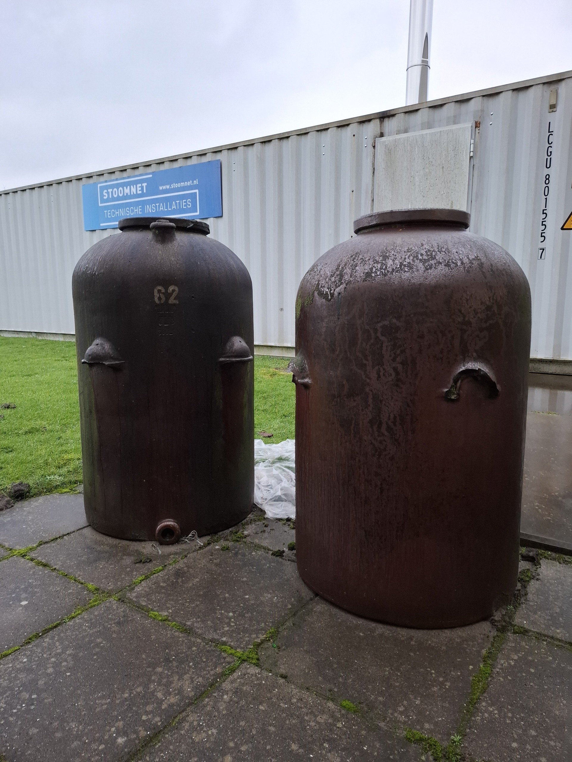 2x Antieke trekpot 100L